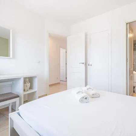 Modern 4br *