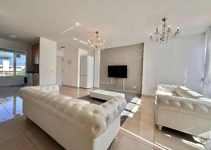 Modern 3br *